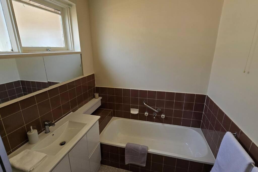 Elsternwick Easy Living - 2 Bedroom Sleeping 4 Melbourne Buitenkant foto